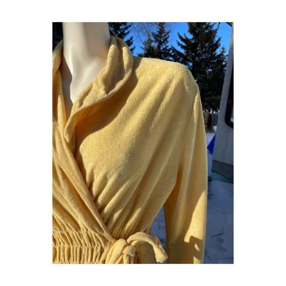 Vintage 70s Georgie Girl Gold Terrycloth Robe Double Ties Smocked Waist Sz M - Picture 3 of 14